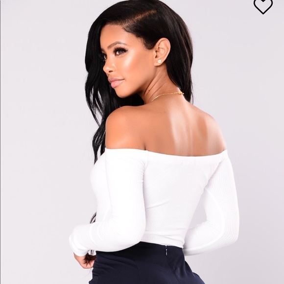 White off the shoulder top - Picture 3 of 5